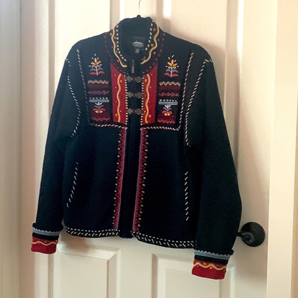 Icelandic sweater size small